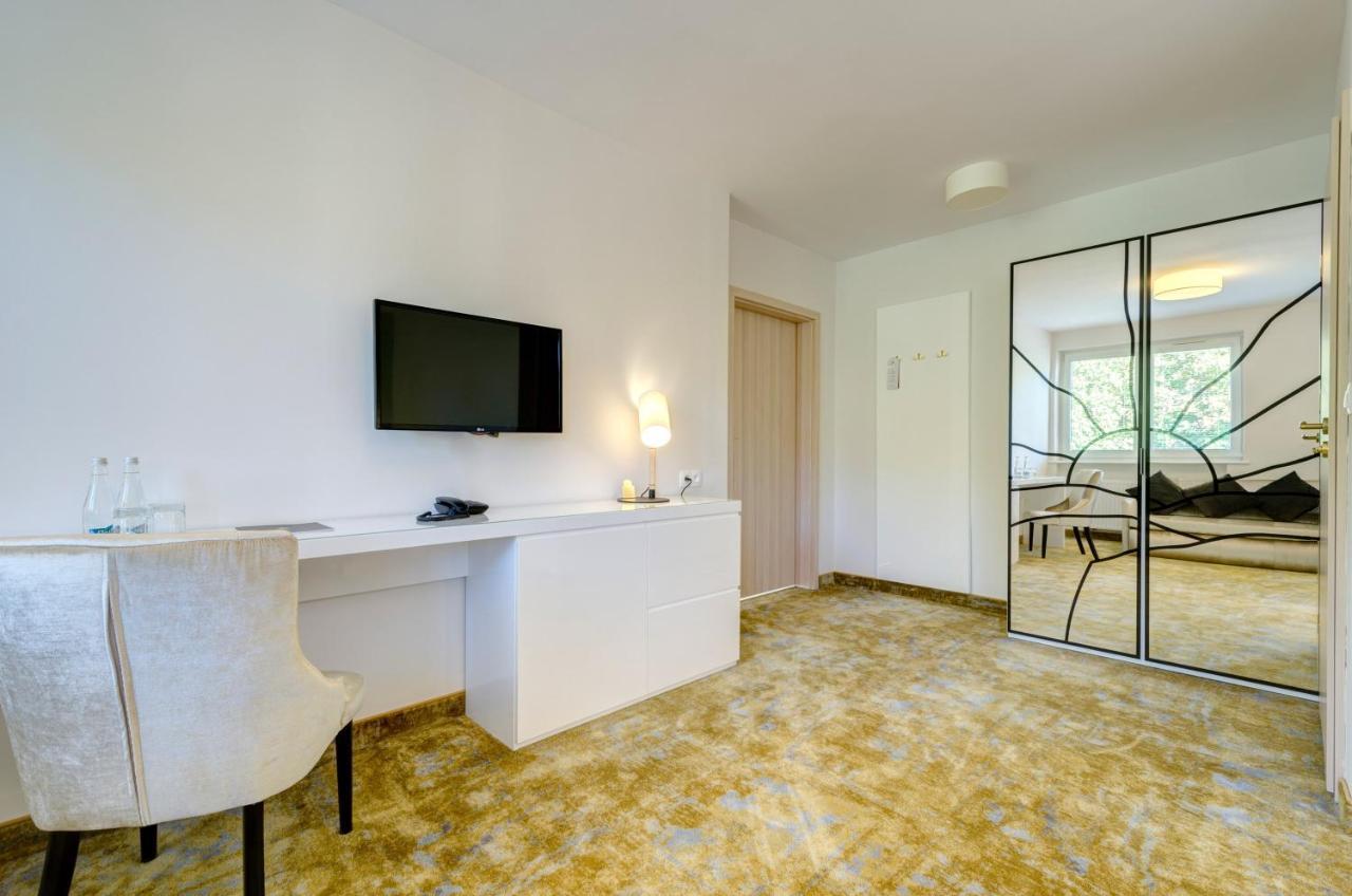Hotel The Sun By Lubicz à Ustka Extérieur photo